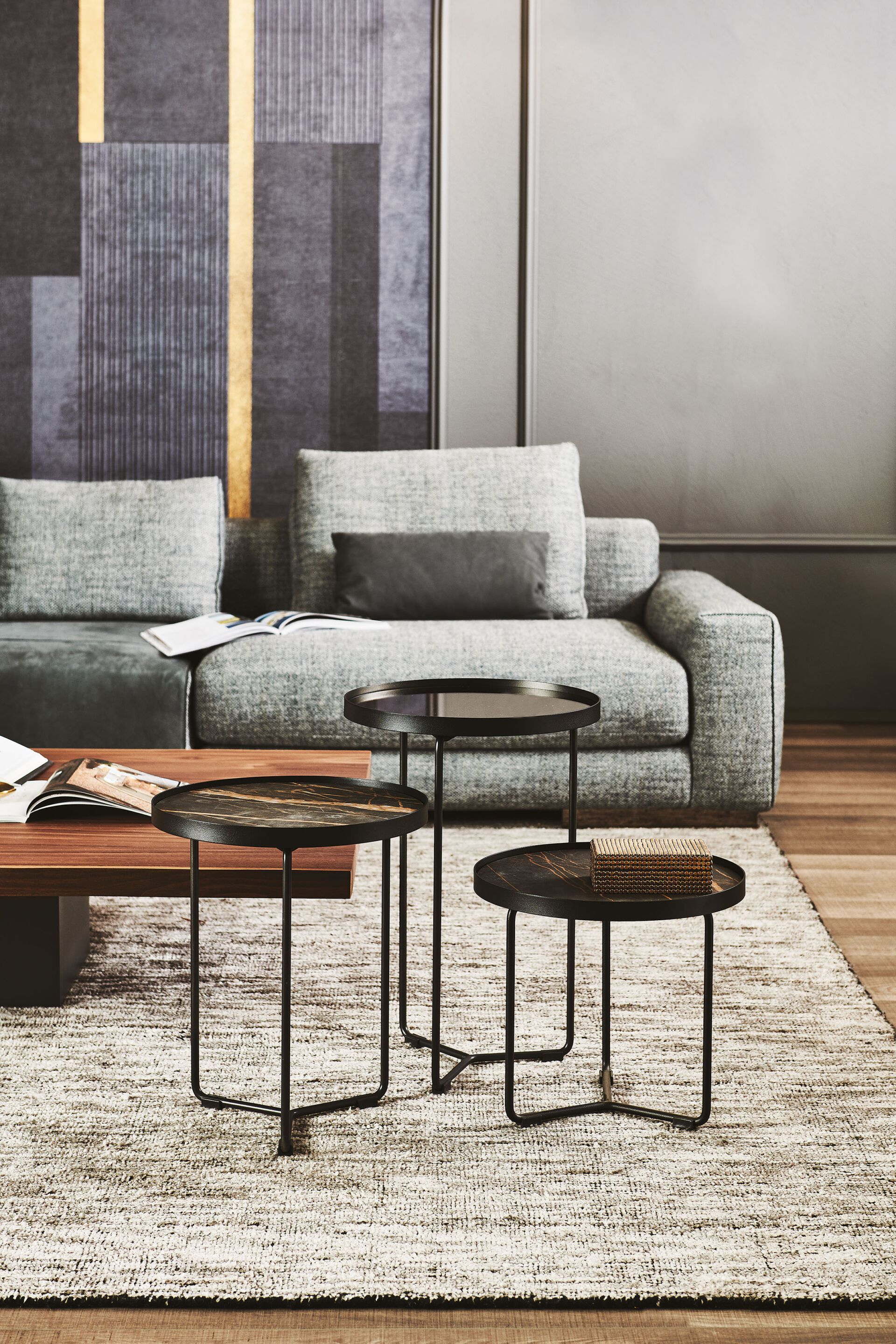 Окрашенный металлический круглый журнальный столик с керамическим верхом Cattelan italia BILLY KERAMIK ARCH-00034615 - Вид №4