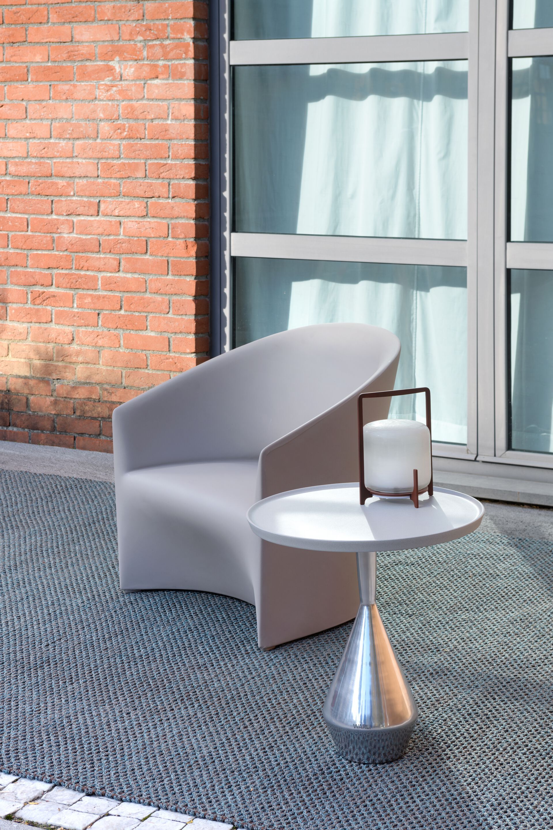 Круглый журнальный столик из переработанного алюминия Warli ISLAS ARCH-00017778 - Вид №6