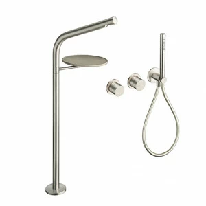 CRISX133 Внешние части смесителя для ванны CRICS100 (правая сторона) - CRICS101 (левая сторона) с переключателем на 2 выпускных отверстия, напольным изливом с поворотной насадкой, ручным душем против известкового налета, гибким шлангом LONG LIFE Cristina