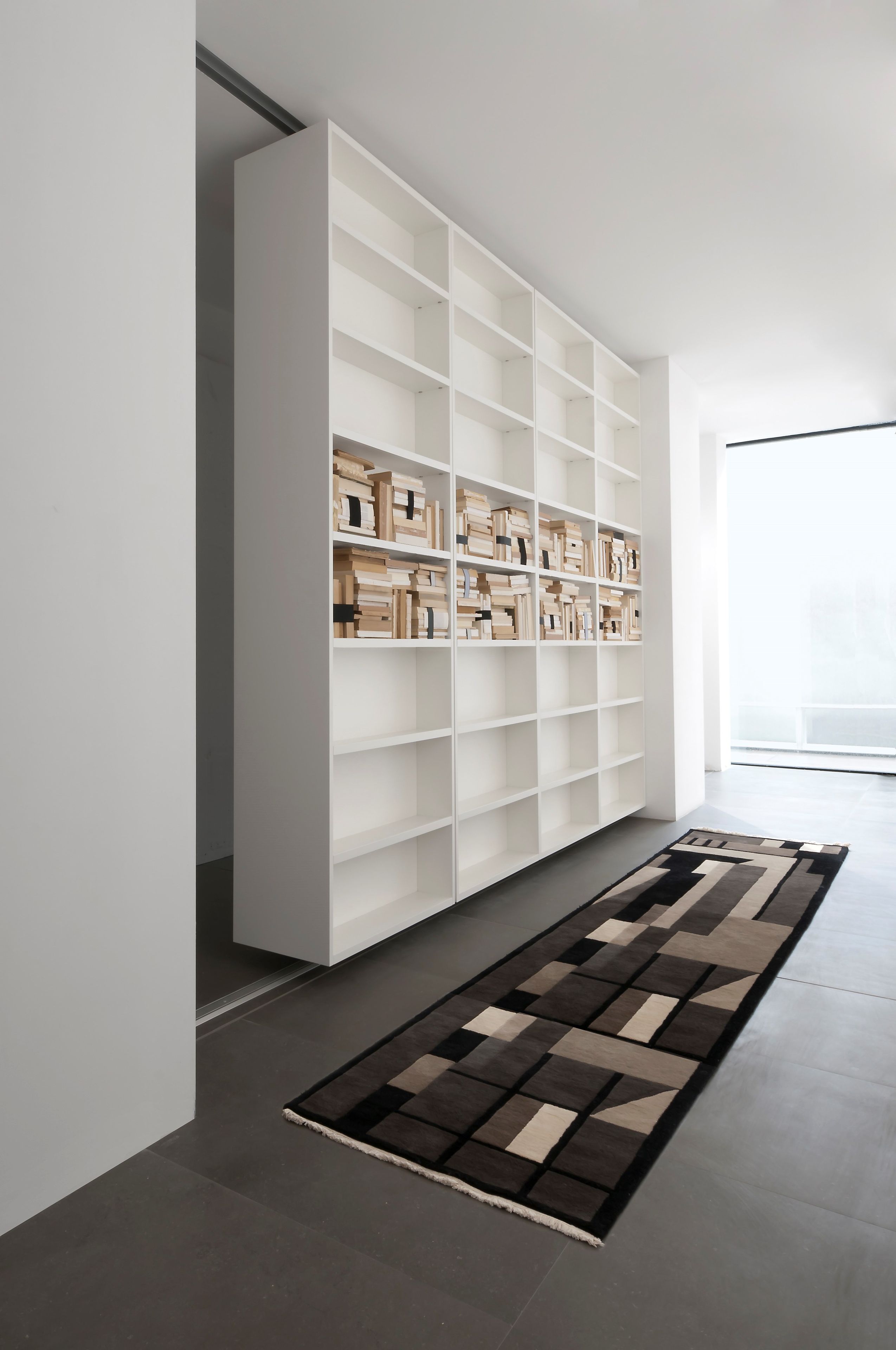 Деревянный поворотный разделительный книжный шкаф ALBED Re-View ARCH-00024221 - Вид №1