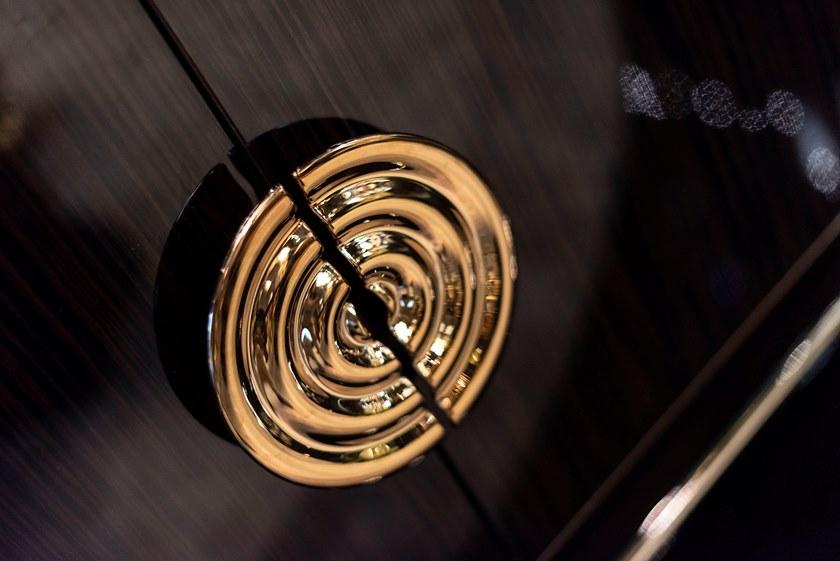 VGnewtrend Комод из черного дерева с распашными дверцами Original sin 7511968.71  - Вид №2