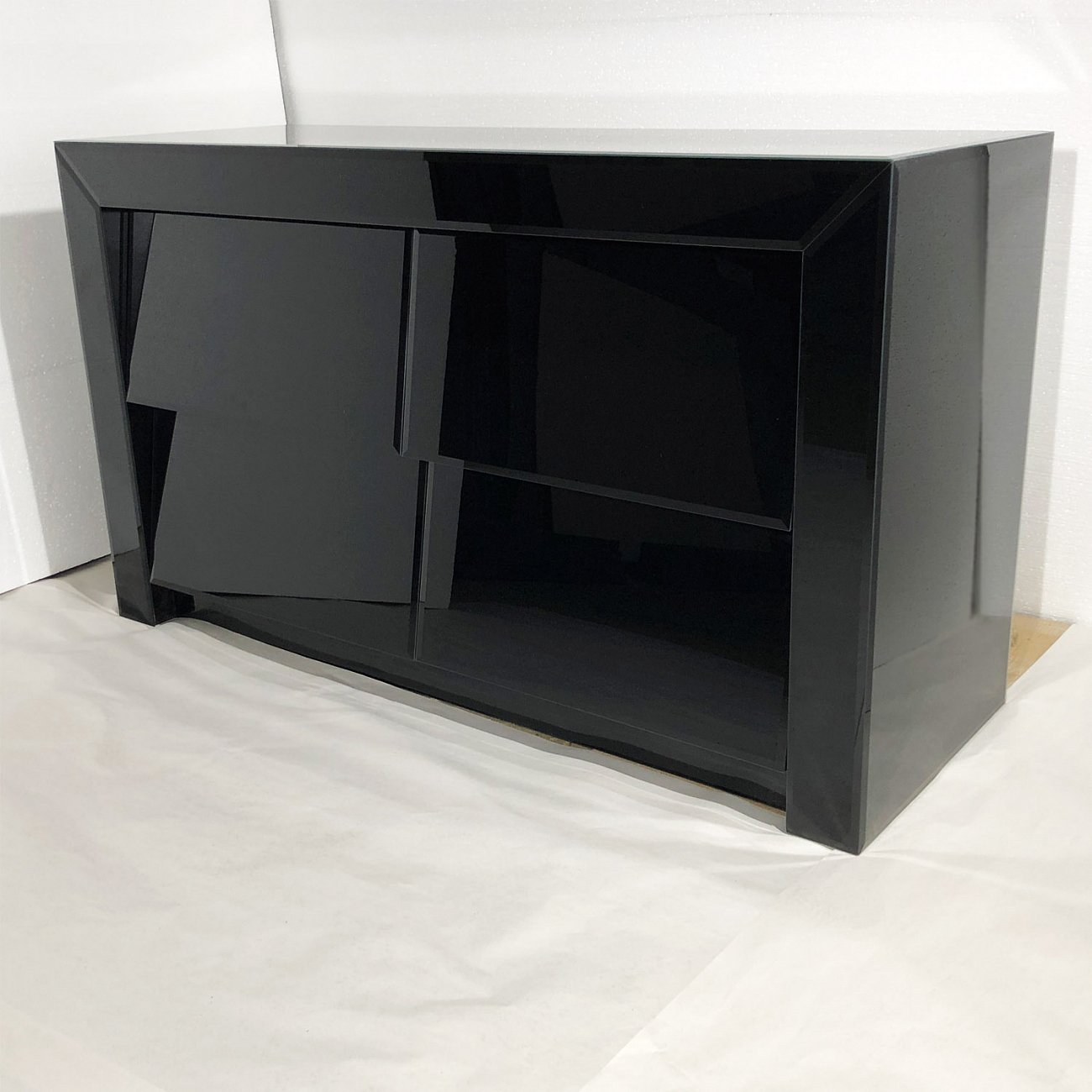 Комод зеркальный черный "Лэвэл" GRAUM ДИЗАЙНЕРСКИЕ 304019 Зеркальный;черный  - Вид №3