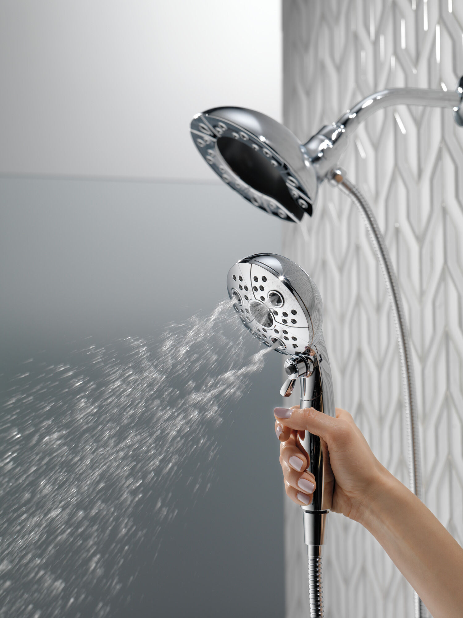 58480-25-PK H2Okinetic® In2ition® Душ два в одном с 5 настройками Delta Faucet Universal Showering Хром  - Вид №8