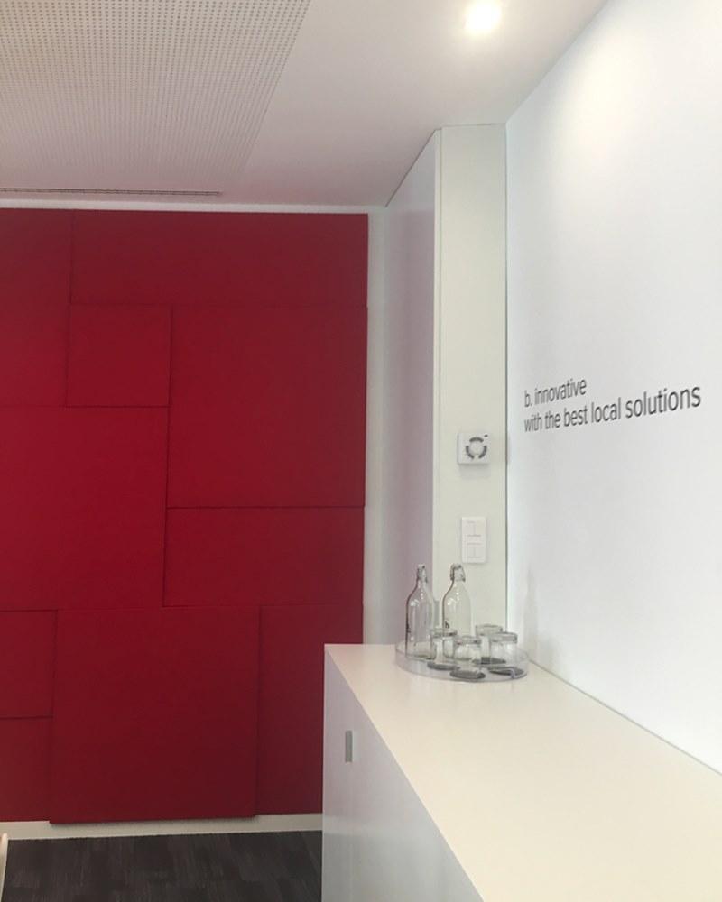 Slalom Акустическая стеновая панель из огнестойкого полиэфирного волокна Tailor made sun-id-1447730 - Вид №5