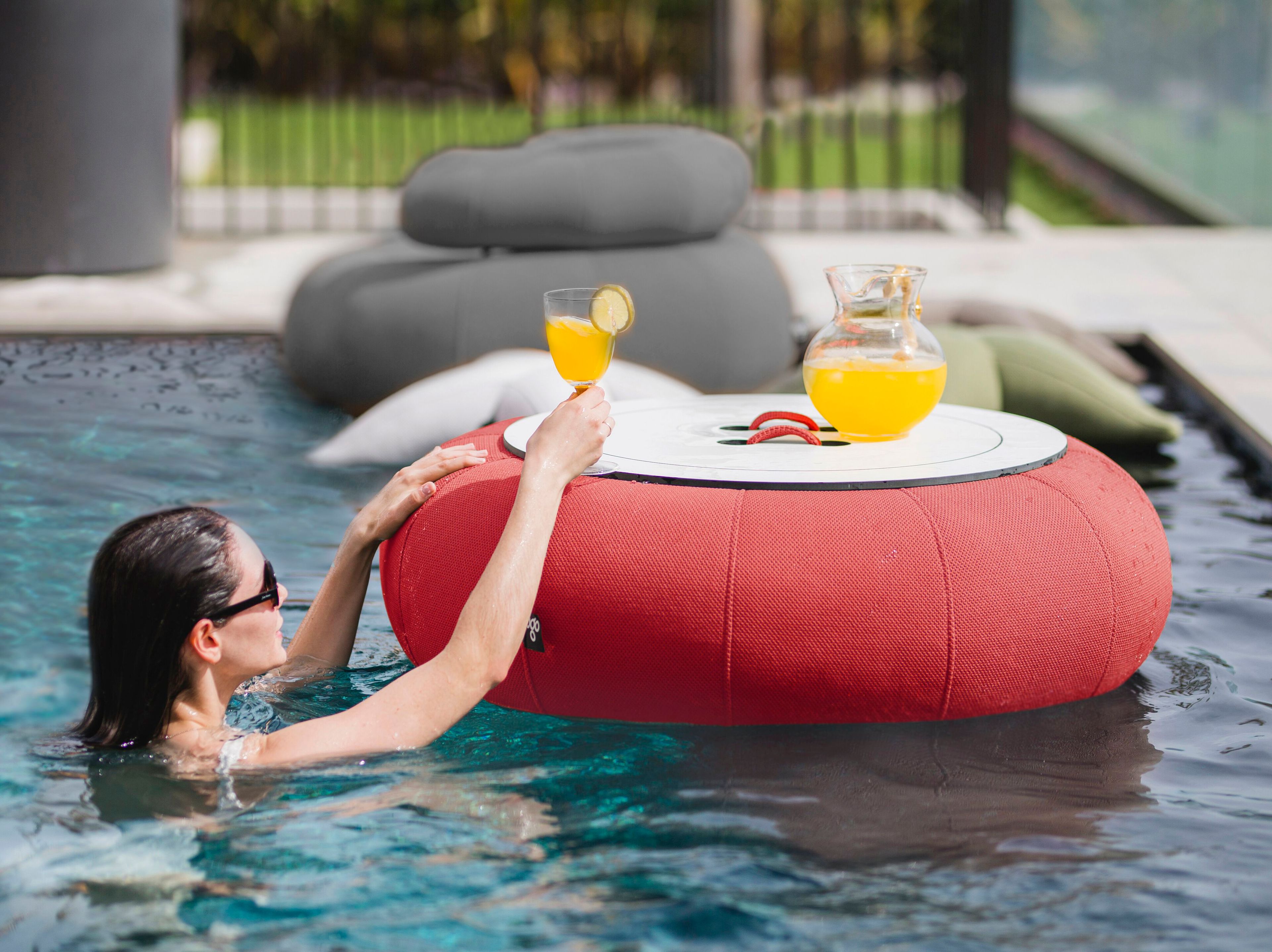 Круглый низкий садовый столик OGO Don Out ARCH-00095584