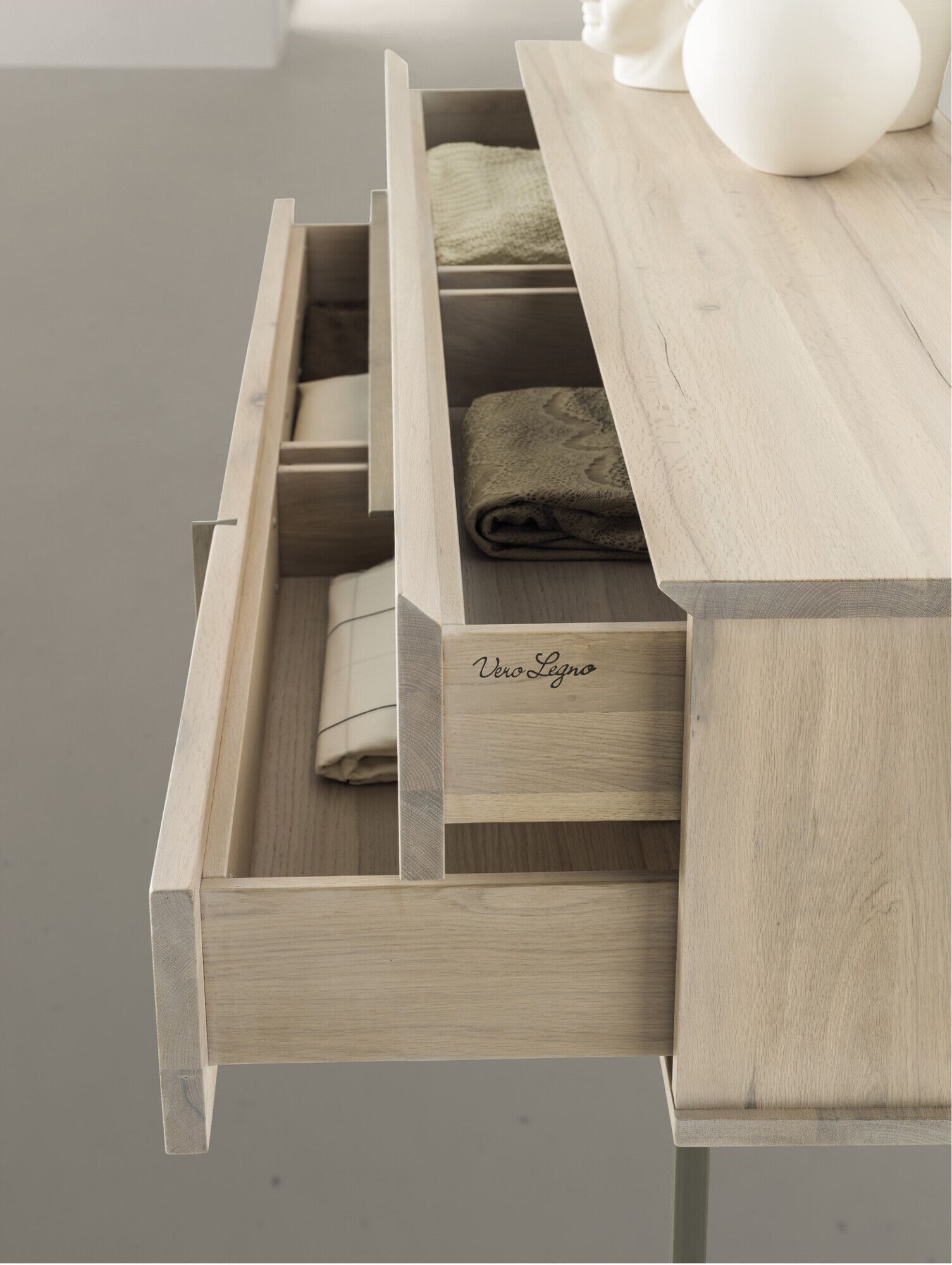 Комод из дуба Devina Nais Nova ARCH-00047648 - Вид №2