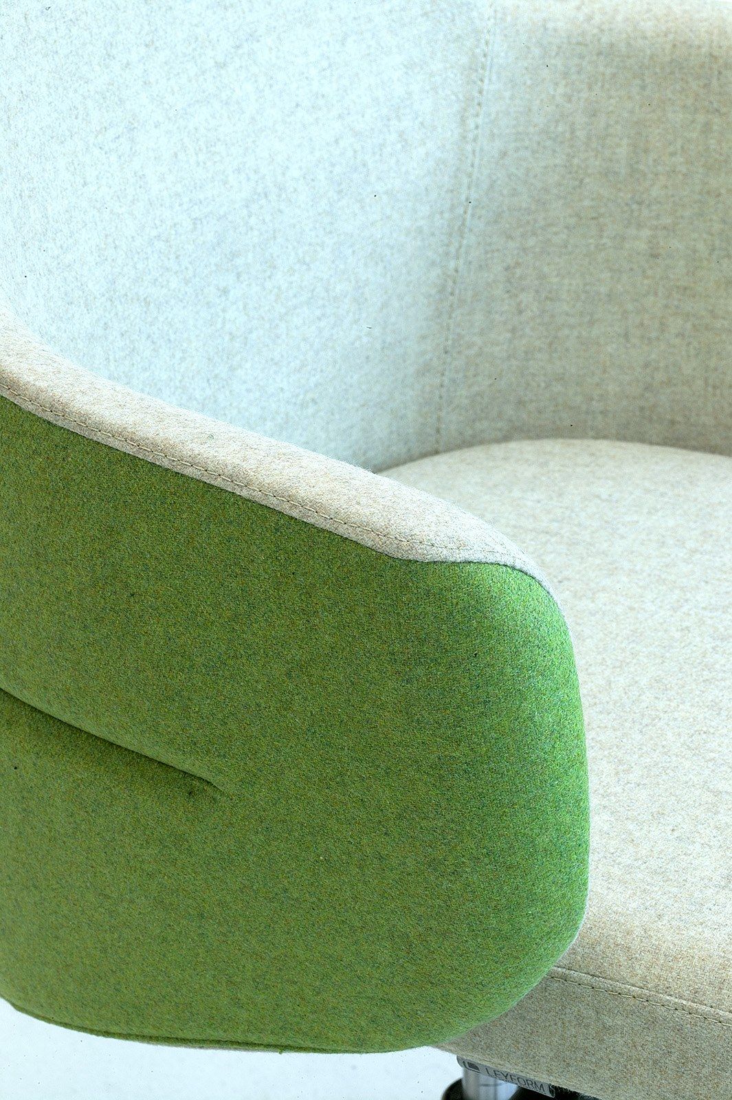 Шерстяное регулируемое по высоте офисное кресло с подлокотниками Leyform ARCH-00116892 - Вид №7