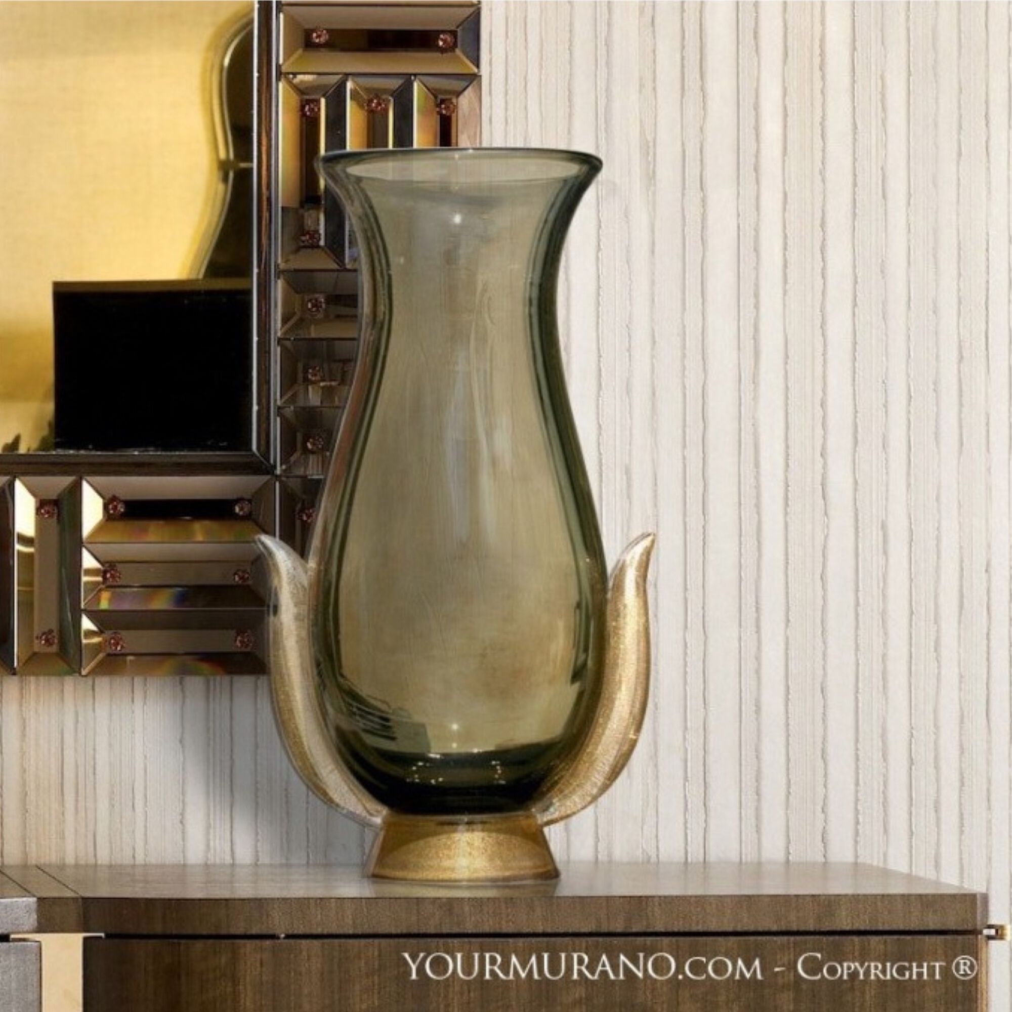 ВАЗа ручной работы из муранского стекла YourMurano Classic vases ARCH-00126516 - Вид №1