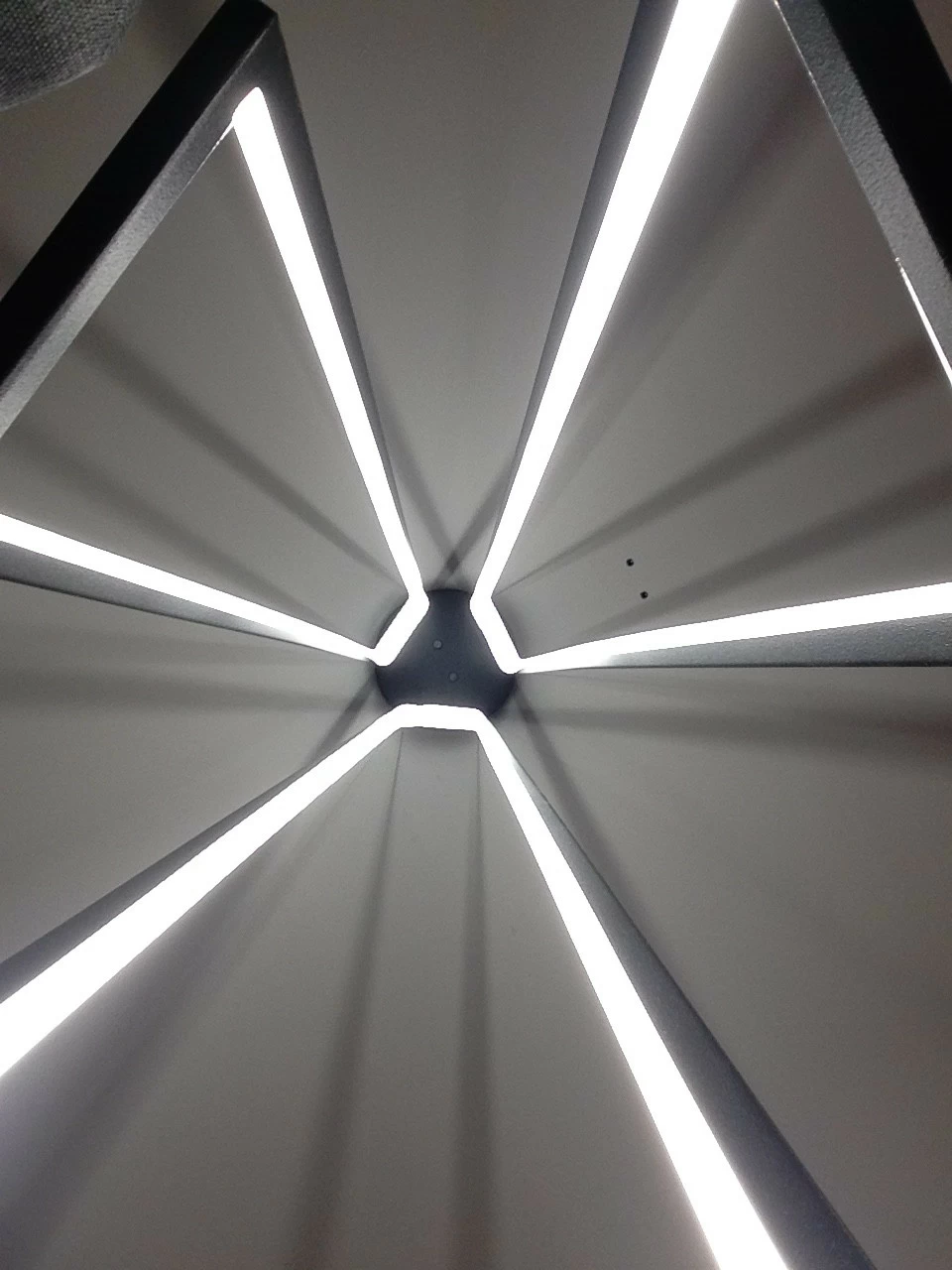 Освещение 210см х 17см Cascade Miré – 3 Cinier 4000 k sun-id-1218194 - Вид №2