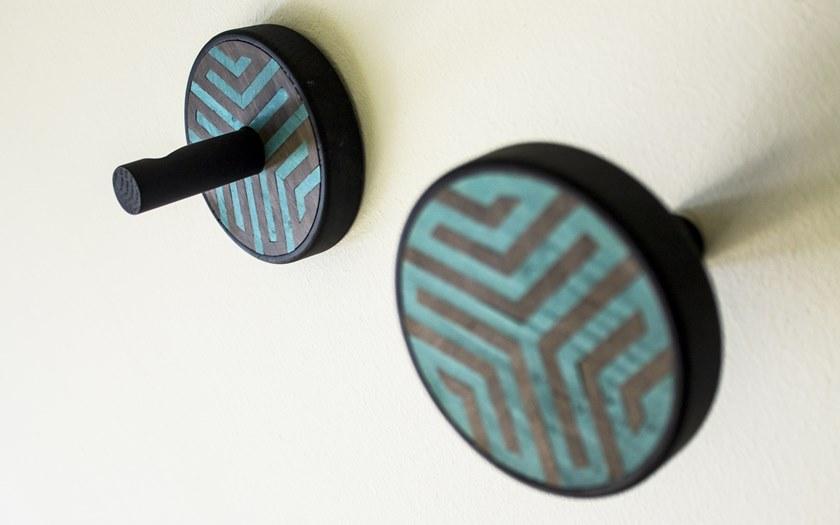 LIGNIS® Пара плечиков из инкрустированной древесины Inverso 13.005 - Вид №2