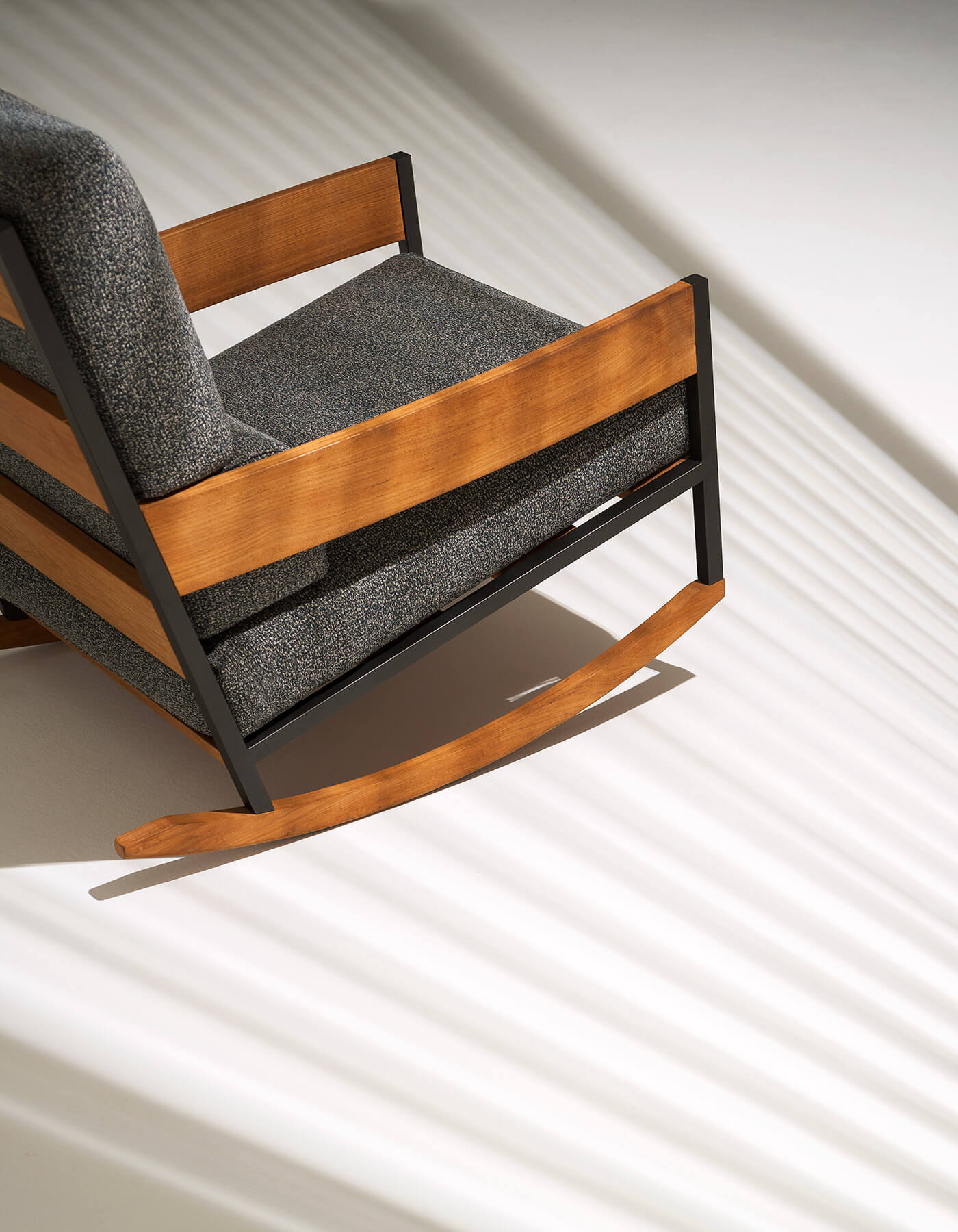 Кресло-качалка с подлокотниками RODA ARCH-00095900 - Вид №5