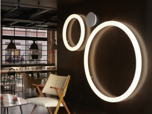 Настенный светильник / потолочный светильник из полиэтилена