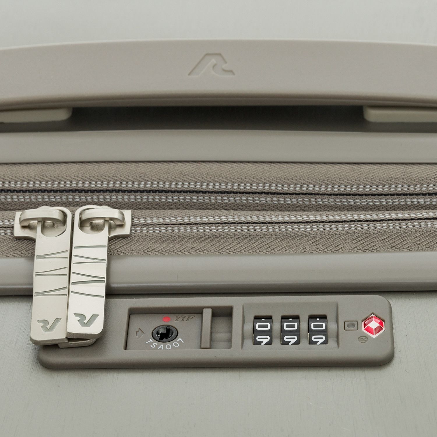 4701-14 Чемодан 4701 Large Luggage 76 Roncato Stellar - Вид №7