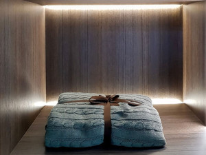 Светодиодный профиль для настенного шкафа