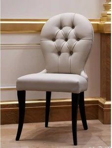 Arnaboldi Interiors Мягкое кожаное кресло