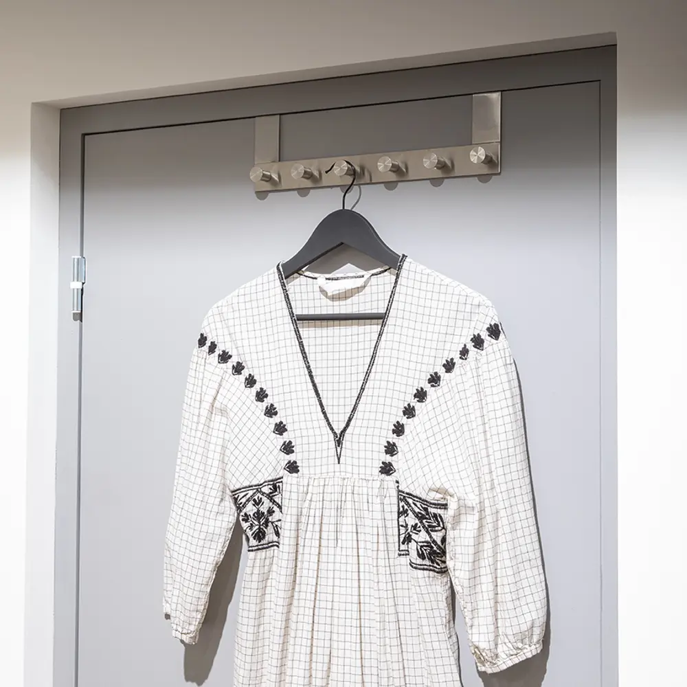 Плечики Spaceo из эвкалипта с поворотной системой, 4 шт 82680681 Плечики деревянные STLM-0033939 - Вид №8