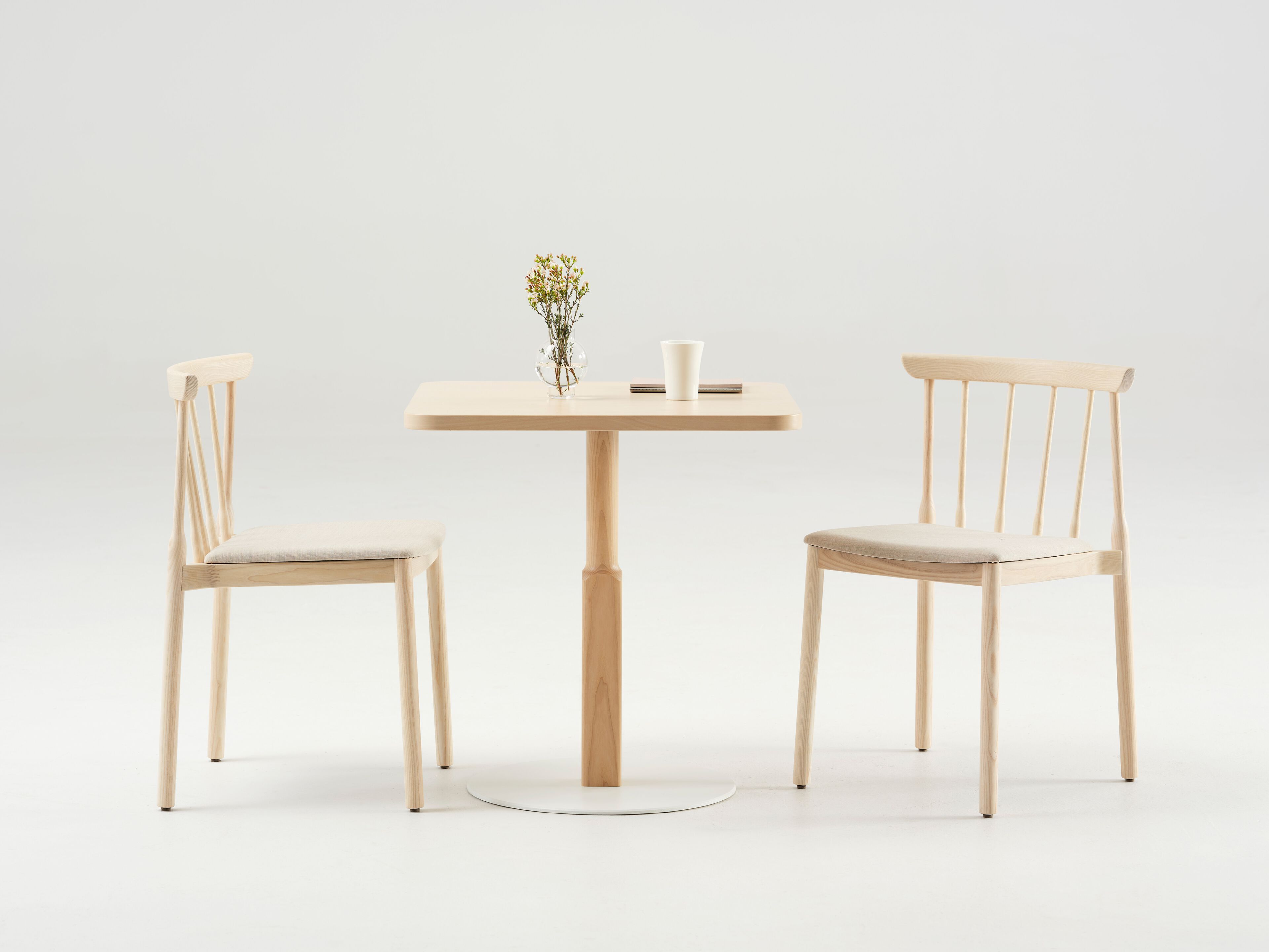 Штабелируемый стул из массива дерева Karl Andersson TAVERNA ARCH-00090733 - Вид №11