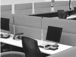 Звукопоглощающая панель для перегородки из полиэфирного волокна