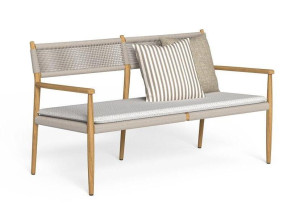 Садовая скамейка из тикового дерева