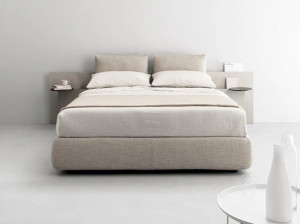 Двуспальная кровать из ткани со встроенным освещением