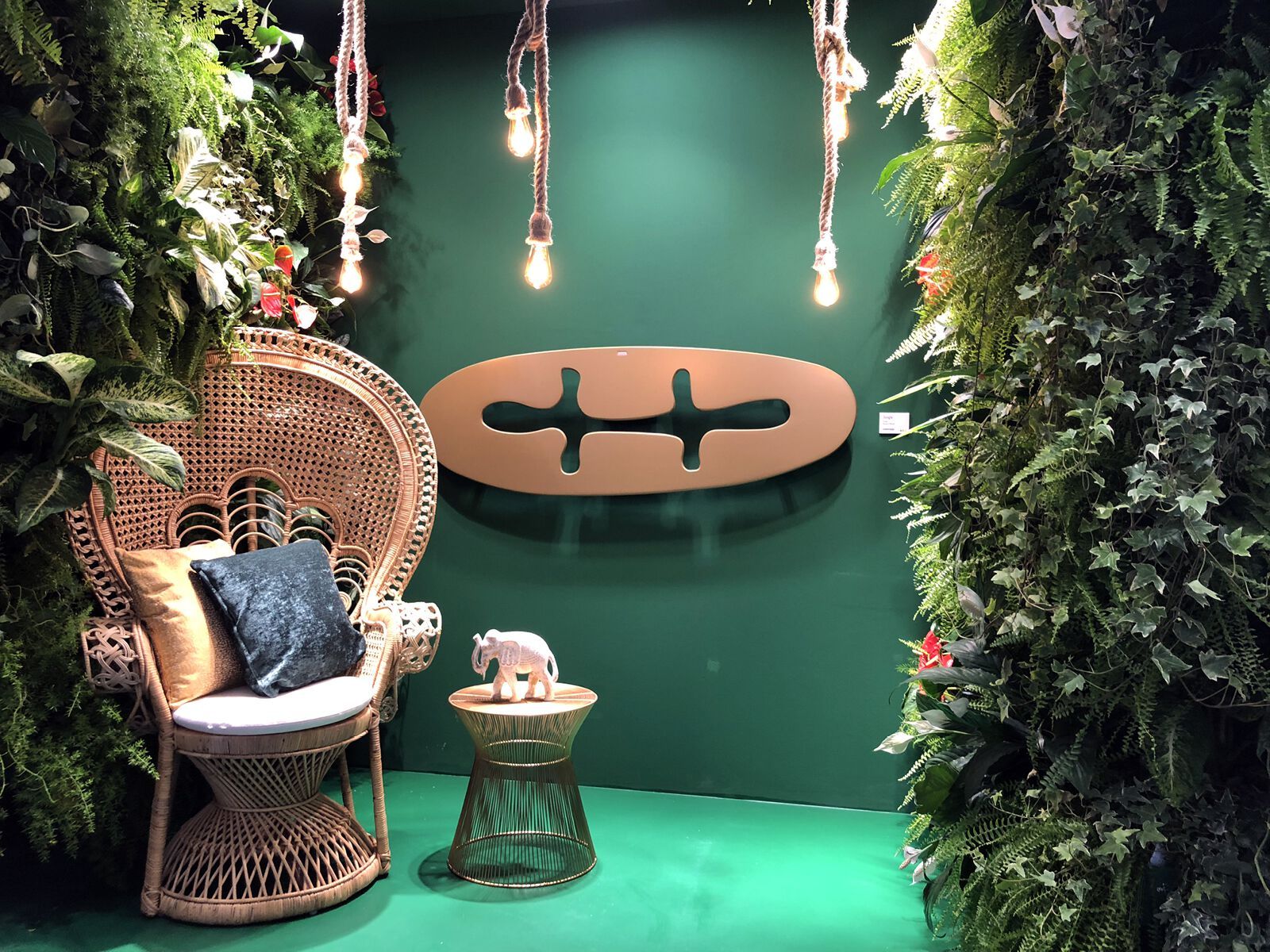 Настенный полотенцесушитель из углеродистой стали Cordivari Design Экстраслим ARCH-00019987