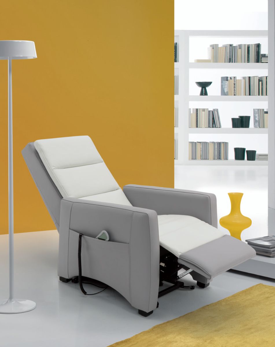 Массажно-Расслабляющие Кресло Lift-Relax 1 Motore  Spaziorelaxitalia  Viola Viola Lift-Relax 1 Motore  - Вид №2