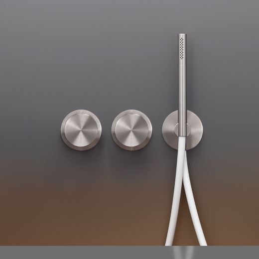 Настенный термостатический набор смеситель для ванной / душем с системой Acqua Stop, 2/3 ходовой и цилиндрические ручного душа диаметр 18 мм  GIO54 CEADESIGN  - Вид №1