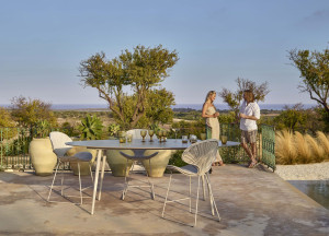 Высокий табурет из нержавеющей стали