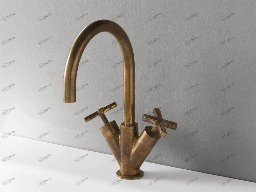 Rubinetterie Treemme Смеситель для раковины с одним отверстием из латуни Line sun-id-1476247