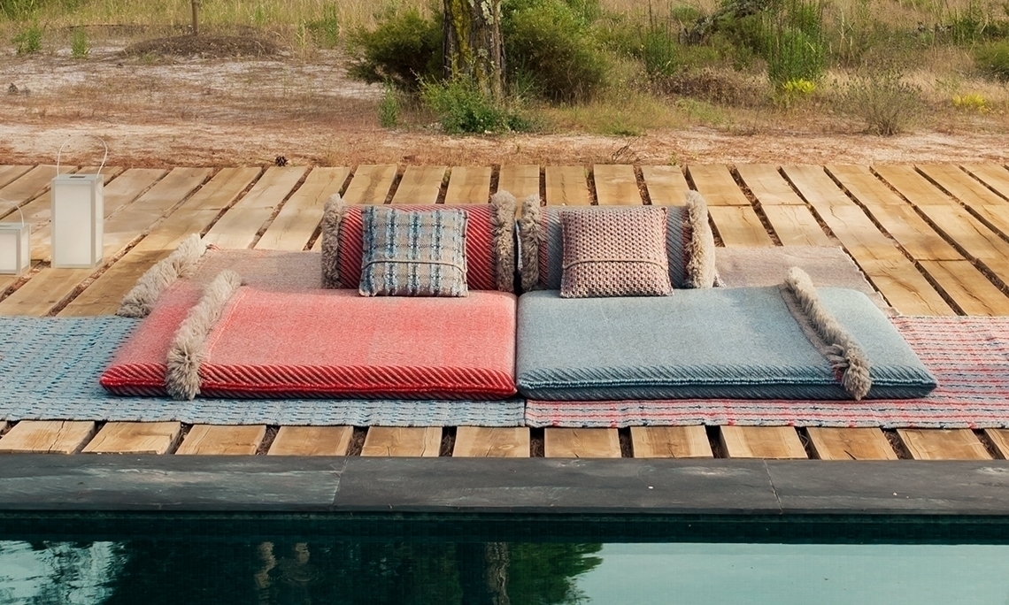 070658 Подушка Diagonal GL almond-ivory 70x70 GAN Garden Layers - Вид №3