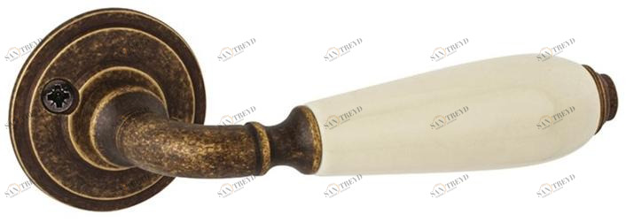 Reguitti Ручка из латуни на розетке Cinzia A069mr20235