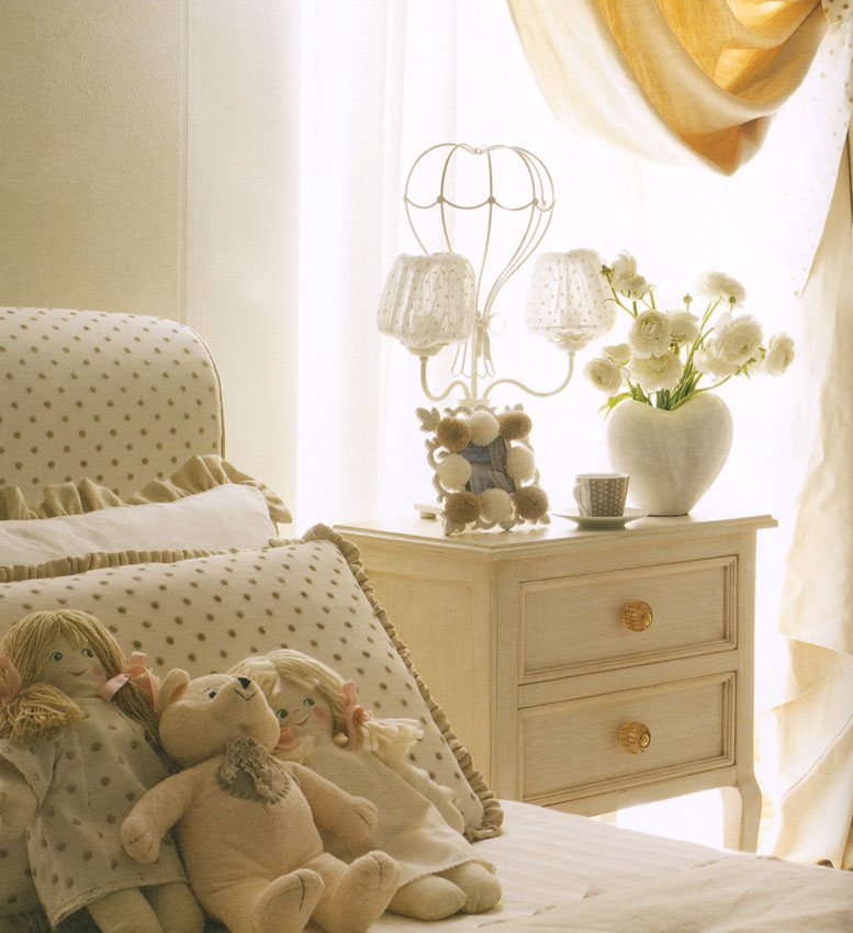 Тумбочка  DOLFI 0751 