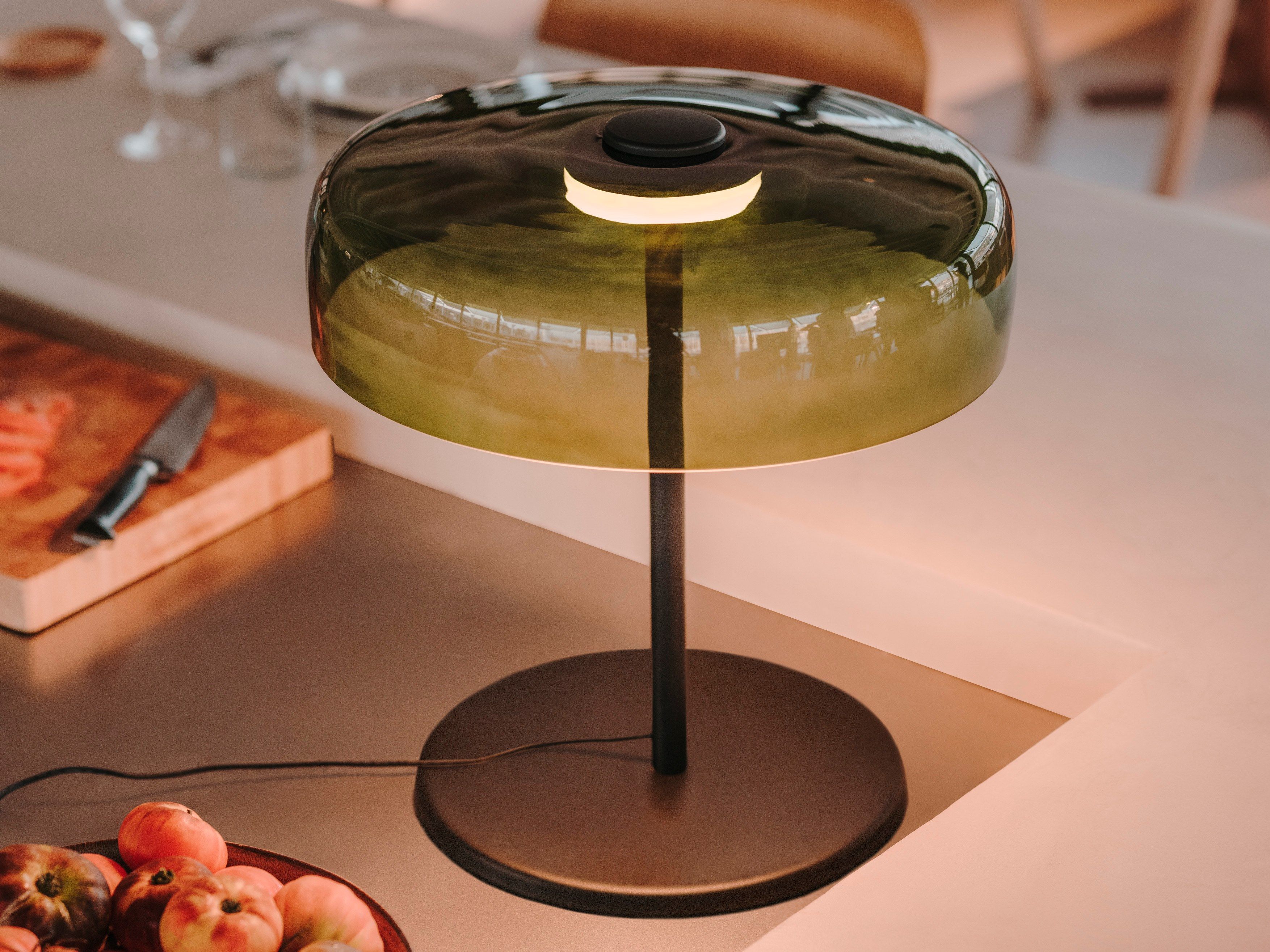 Стеклянная светодиодная настольная лампа LedsC4 Levels ARCH-00029678