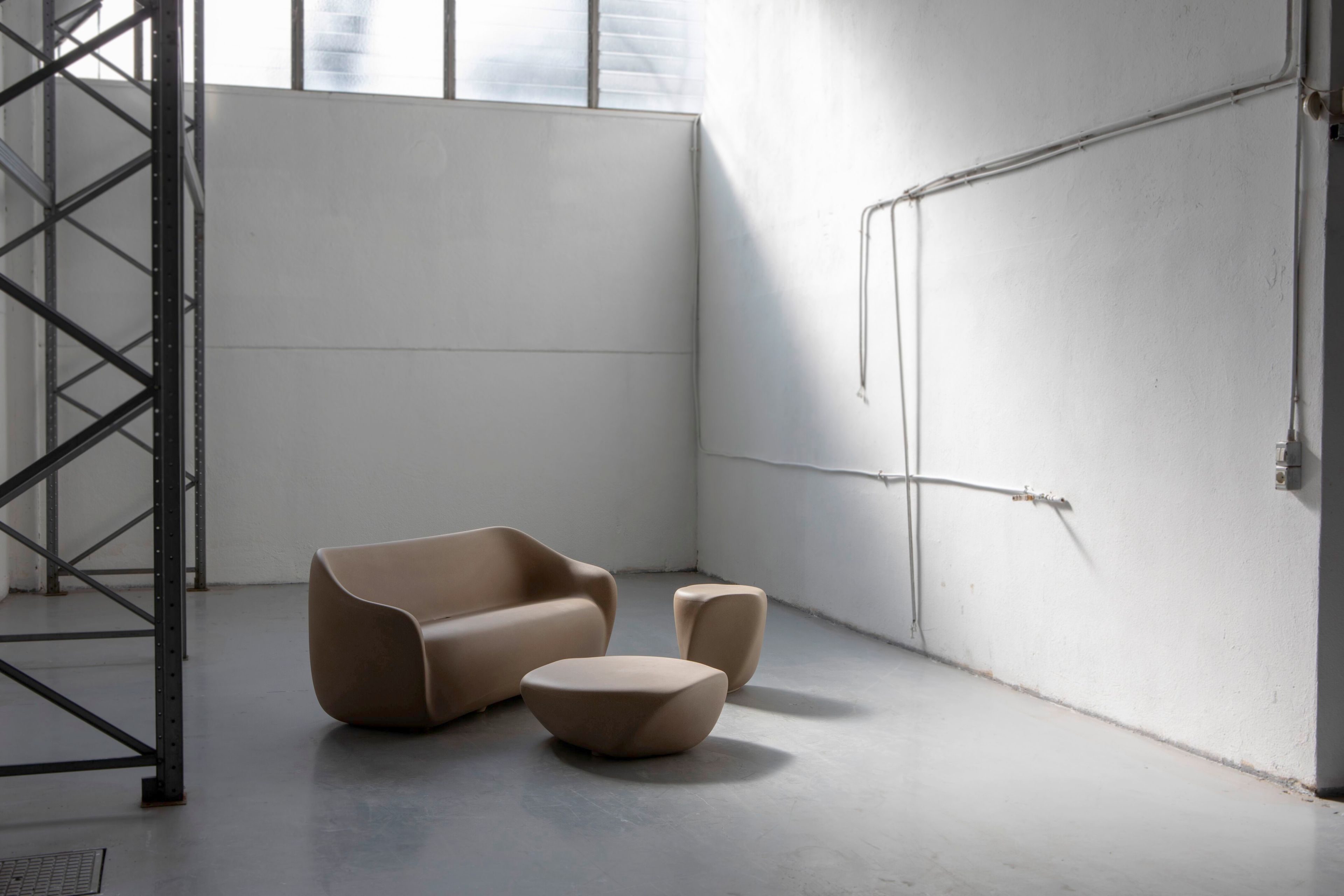 Журнальный столик из полиэтилена SLIDE Reborn ARCH-00133381 - Вид №2