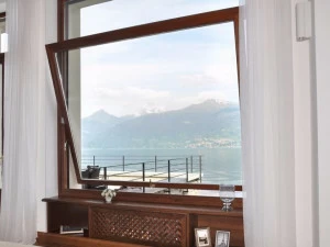 NAVELLO Деревянное поворотное окно Novecento