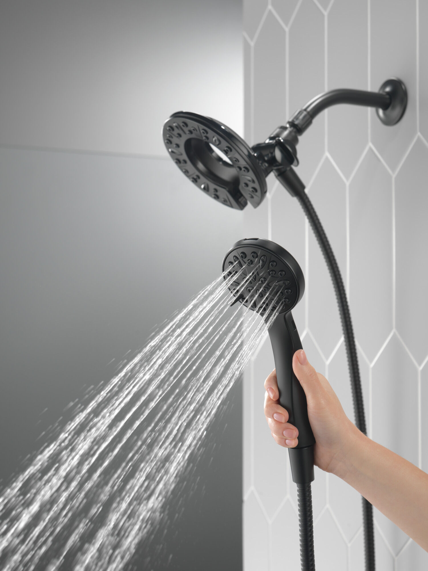 75491BL In2ition® Душ два в одном с 4 настройками Delta Faucet DELTA Матовый черный - Вид №6