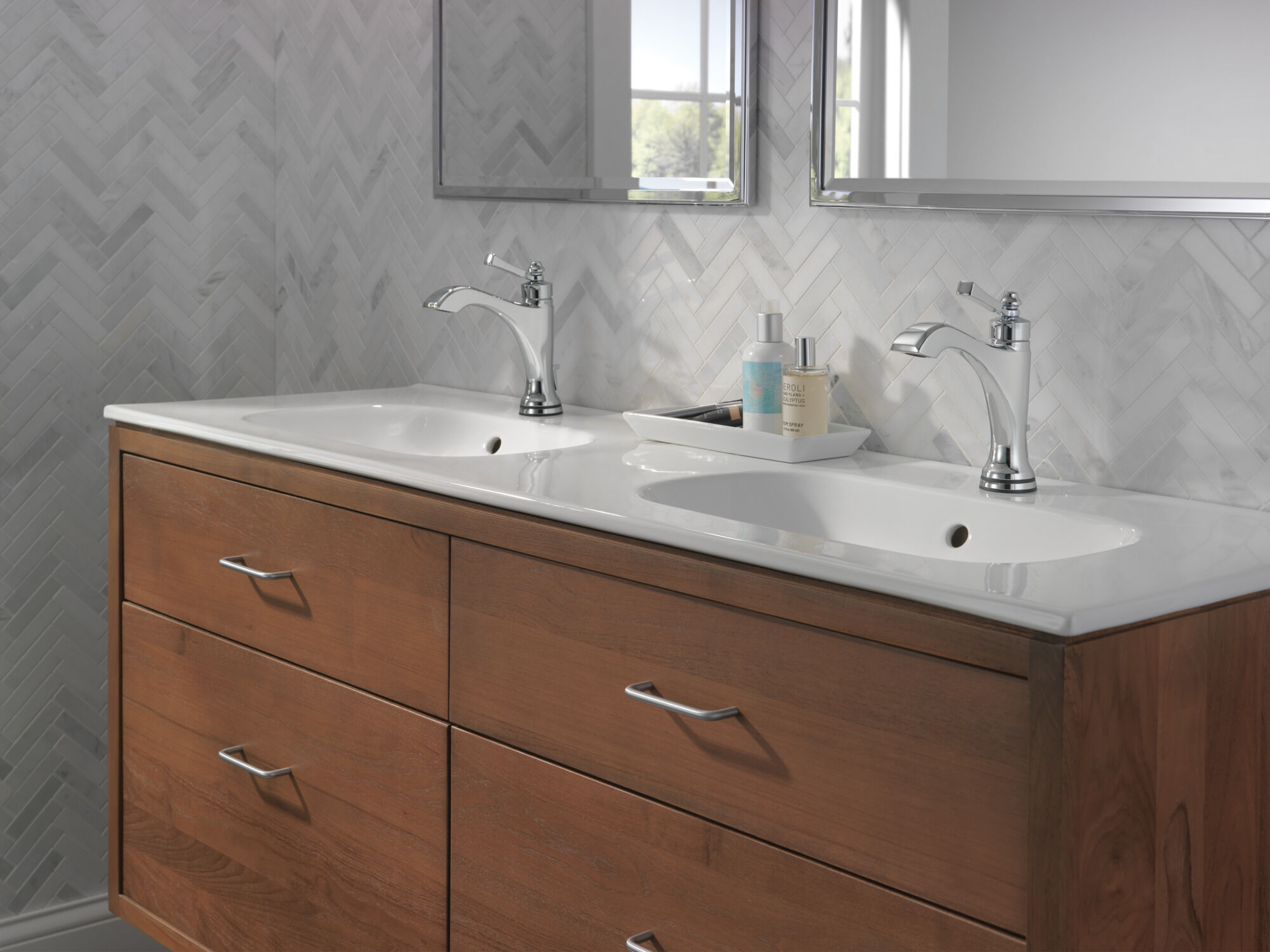 Смеситель для ванной Touch20.xt с одной ручкой Delta Faucet 556T-DST - Вид №7