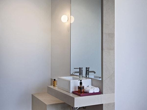 Опаловое стекло бра Flos Glo-Ball ARCH-00101486 - Вид №2