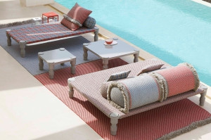 070776 Подушка-ролл GL Diagonal almond-blue большая GAN Garden Layers