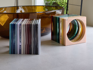 Стул для ванной из смолы