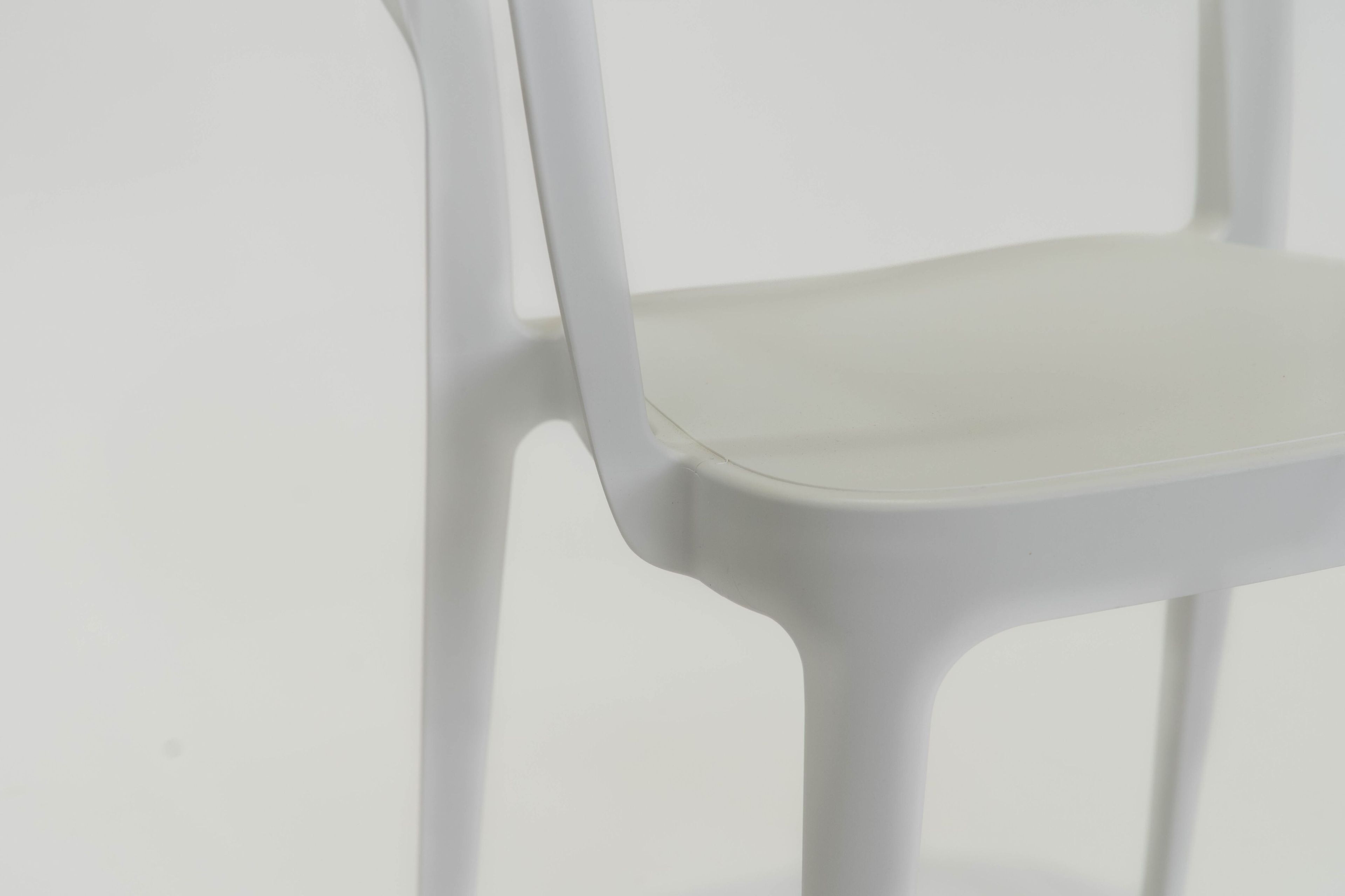 Штабелируемый садовый стул из инженерного пластика In Stock Alma Design ARCH-00142986