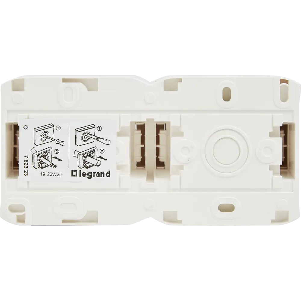 Розетка двойная накладная с заземлением Legrand Quteo со шторками с защитной крышкой IP44 цвет белый STLM-2068387 - Вид №3