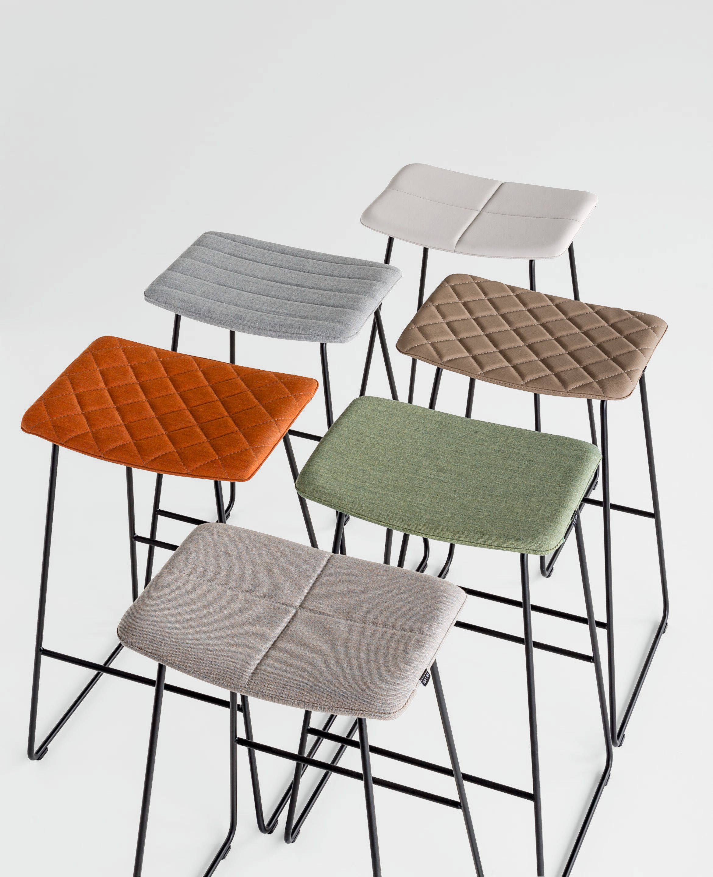 Высокий табурет из ткани INCLASS Tao ARCH-00110850 - Вид №3