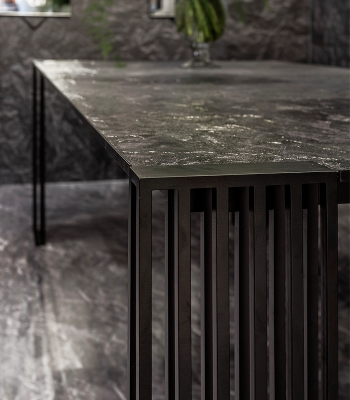 Стол  MINOTTI XY-200 The black attitude - Вид №1