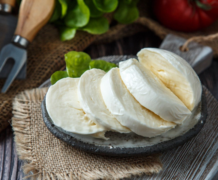 6463 Сыр "Моцарелла" из молока джерсийских коров Вкусляндия  - Вид №1