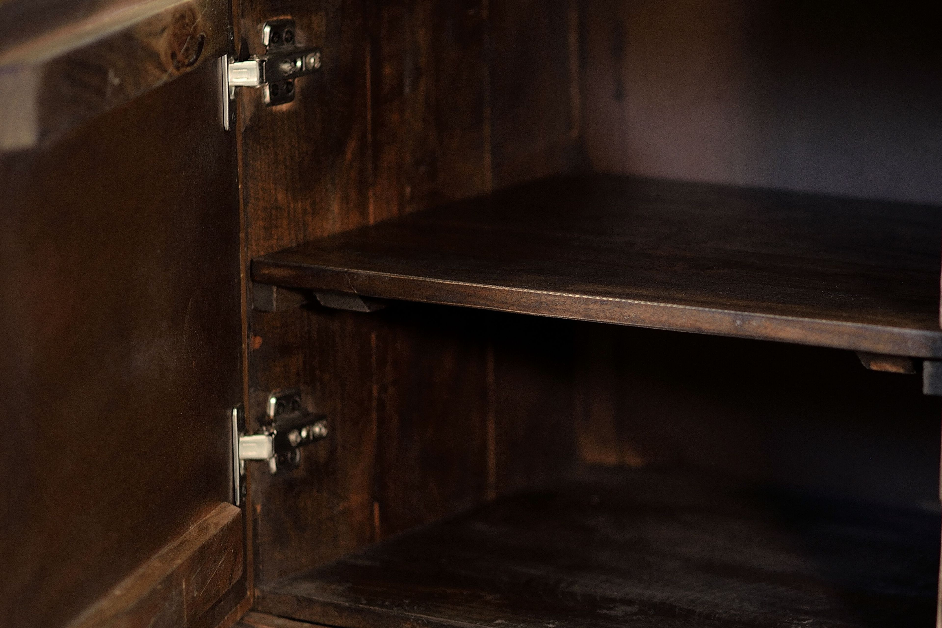 Бронзовый шкаф с распашными дверцами Giner y Colomer Cobre ARCH-00095942 - Вид №1