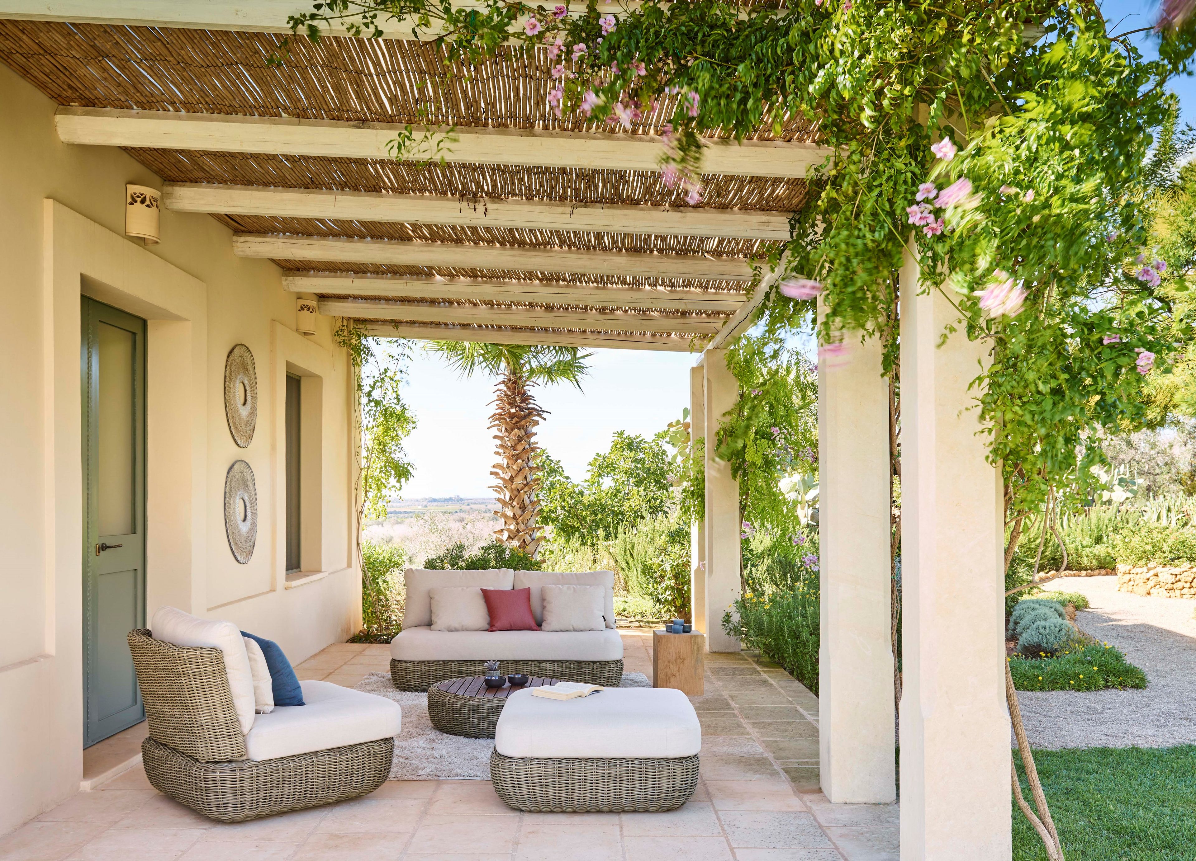 Плетеный круглый низкий садовый столик Jardinico Tugu ARCH-00079533 - Вид №3