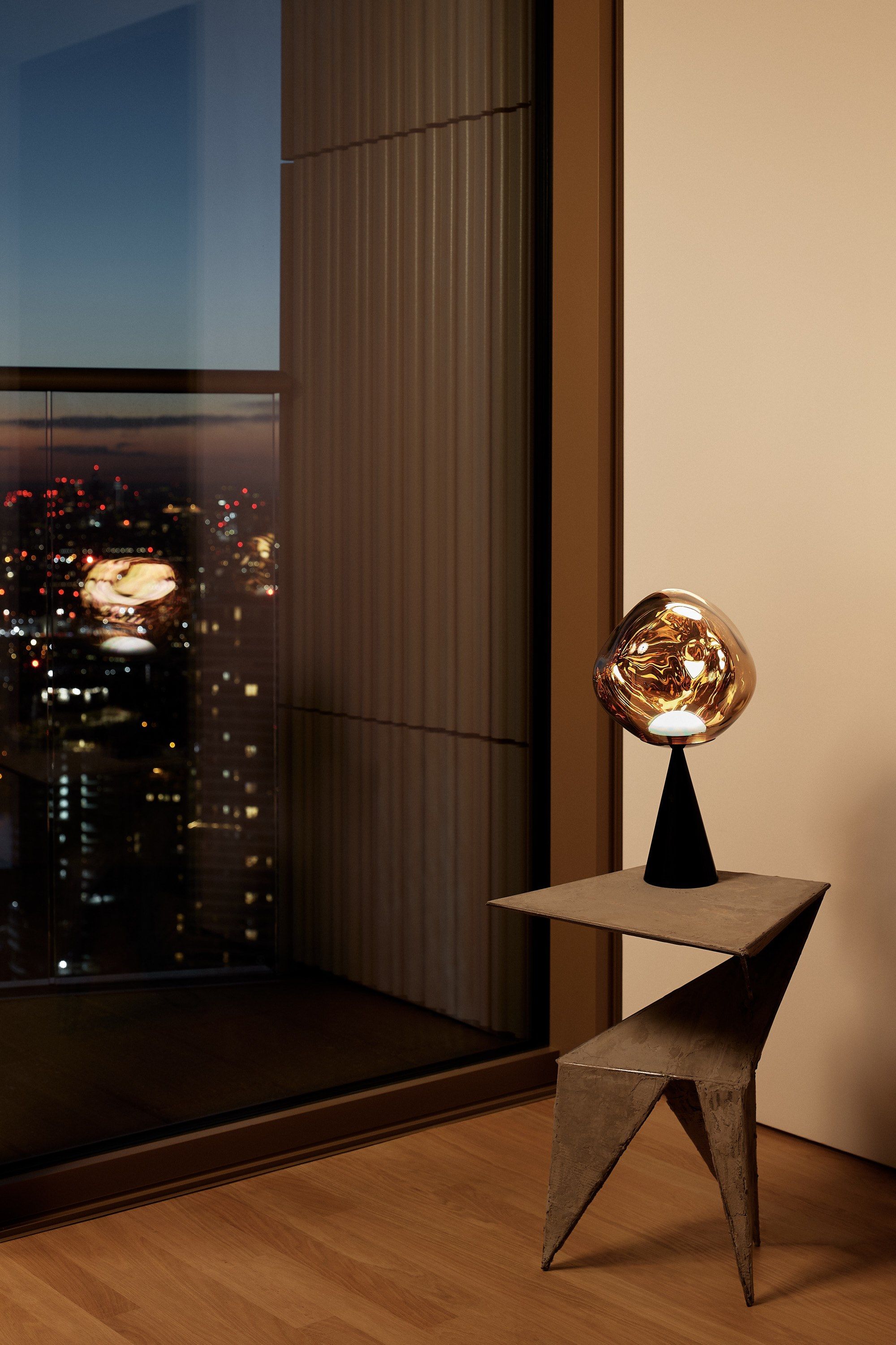 Светодиодная настольная лампа с батарейным питанием Tom Dixon Melt ARCH-00056851 - Вид №33