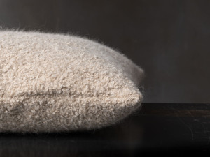 Квадратная подушка из альпаки