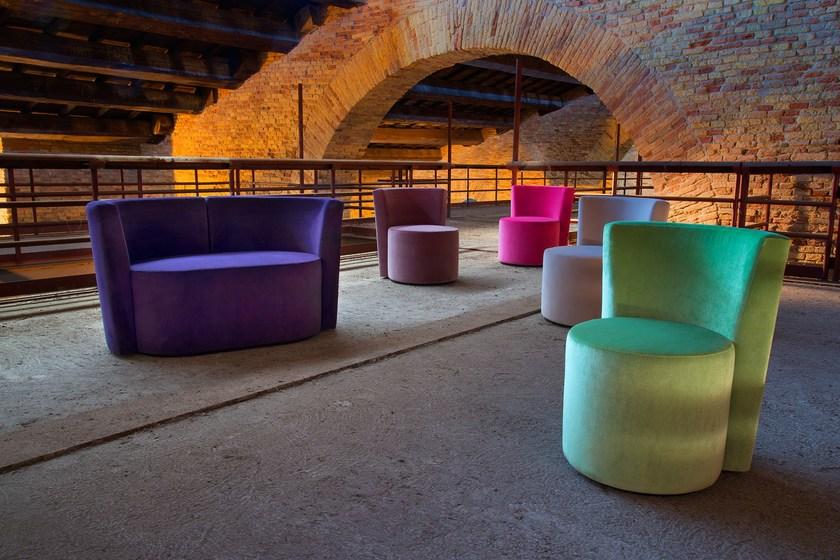 Domingo Salotti Мягкое кресло со съемной обивкой из современной ткани для контрактного использования. Dalt sun-id-1506688 - Вид №3